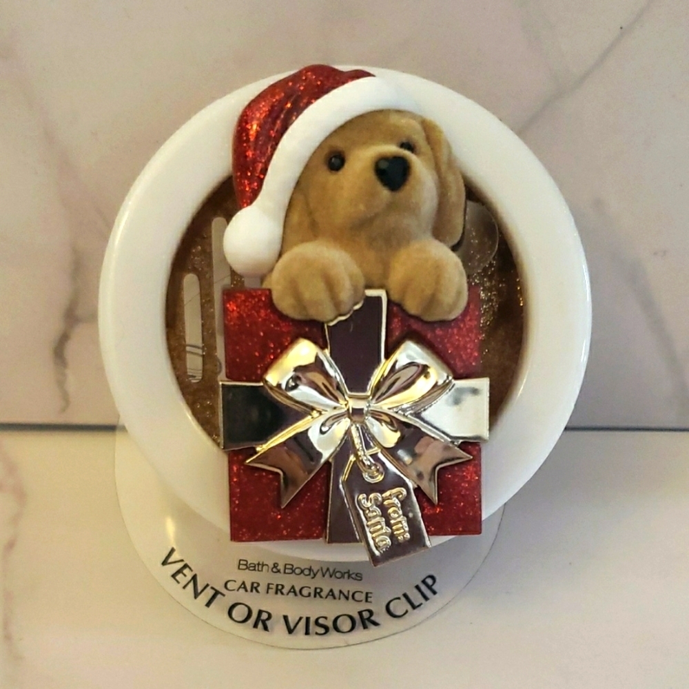 Bath & Body Works Christmas Present Santa Dog Scentportable Vent Or Visor Clip
